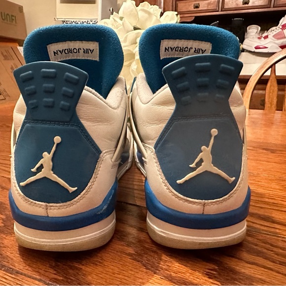 Jordan 4 Retro Military Blue (2012) Size 9 - Picture 6 of 10